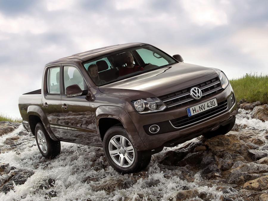  Volkswagen Amarok Double Cab Highline 2010 года  (фото 23 из 33)